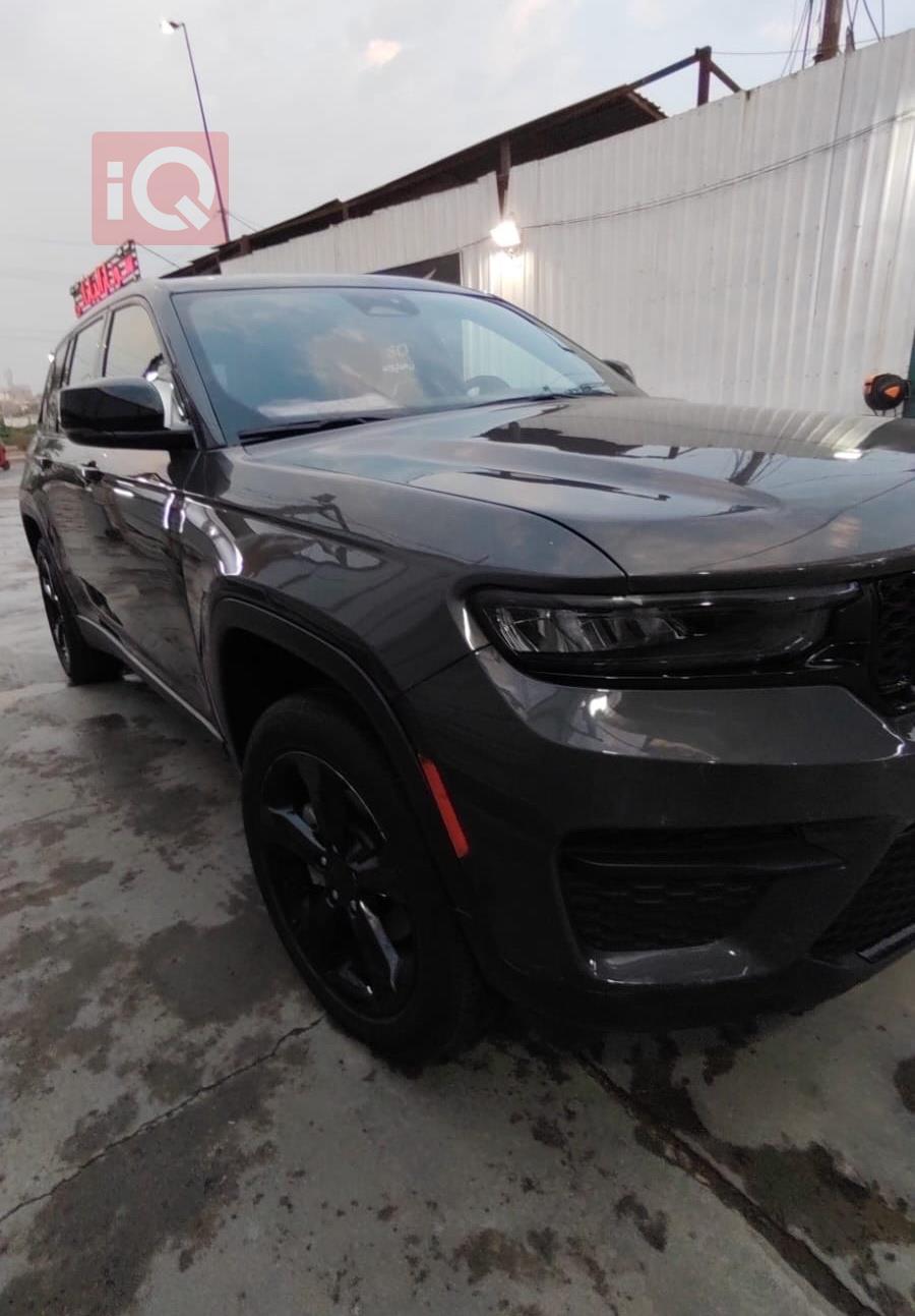 جيب جراند شيروكي